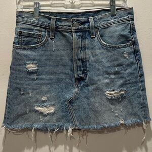 NWOT - Levi’s Denim Mini Skirt sz 26